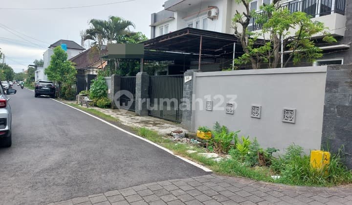 Rumah 2 Lantai Daerah Renon 5Kamar Strategis Akses Jalan Lebar Jo