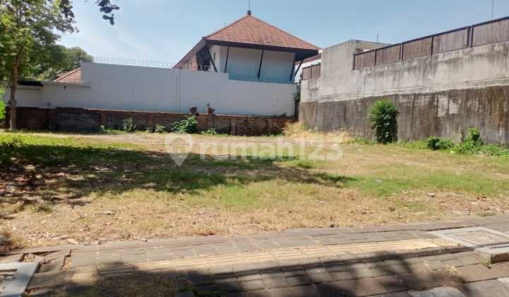 Tanah di Renon SHM 580.0 M² Strategis Tt