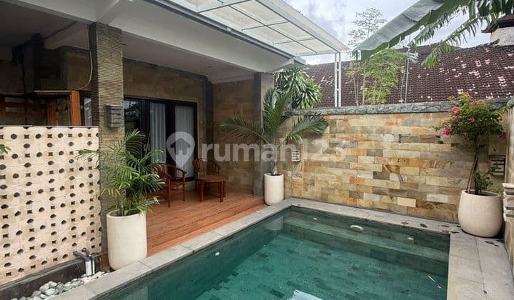 Villa 2 Kamar dengan Pool Strategis 5 Menit ke Pantai Mertasari