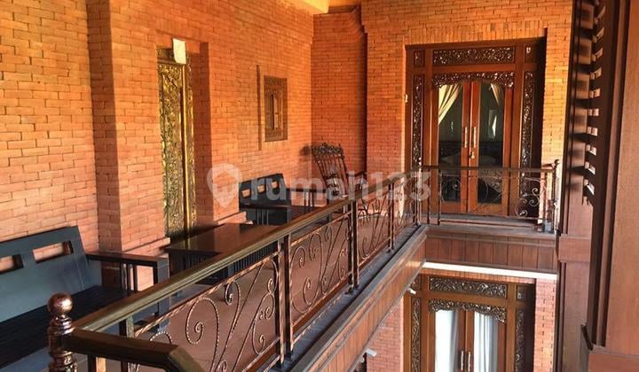 Villa 2 Lantai dengan Pool Strategis 5 Menit ke Pantai Sanur
