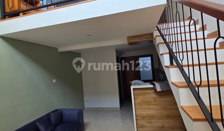 Ready to Occupy, Boarding House, 1 Floor, Fully Furnished