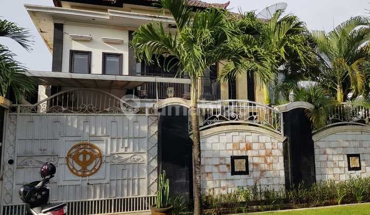 Rumah Bernuansa Villa Di Tm Jimbaran Dekat Pusat Perbelnjaan