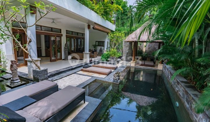 Villa Jual Lokasi Seminyak