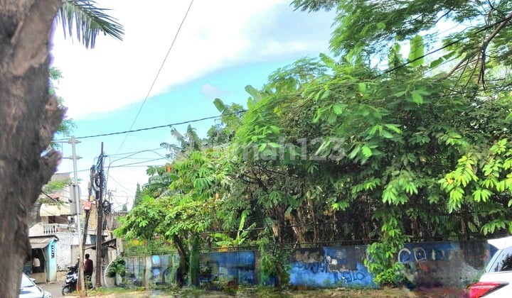 Hot Sale Kavling Jalan Utama di Daerah Kebon Jeruk Jakarta Barat