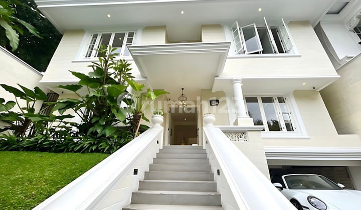 Disewakan! Rumah Mewah European Classic Siap Huni di Pondok Indah