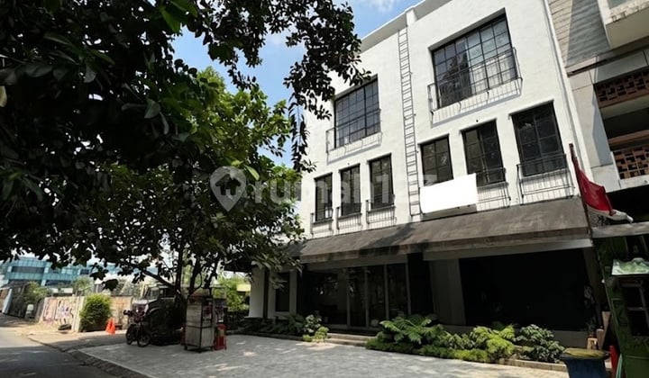 Dijual Termurah! Small Building Cocok untuk Kantor/Usaha di Kemang