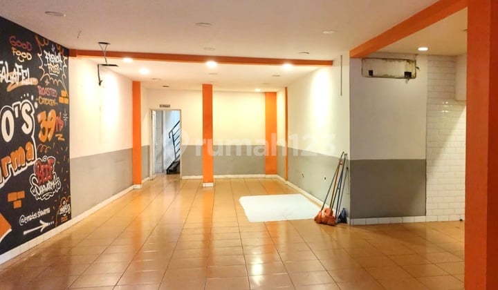 For Rent! Ruko Daerah Ramai Cocok untuk Bisnis di Rs Fatmawati