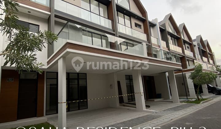 Rumah 8X10 Osaka Residence 3 Lantai Pik 2