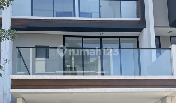 Termurah Rumah Sewa Brand New 3 Kamar Tidur Di Osaka Pik 2