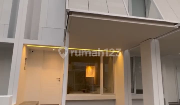 Rumah 2lt Furnish Rapi Include Elektronik Di Bsd City Tabebuya