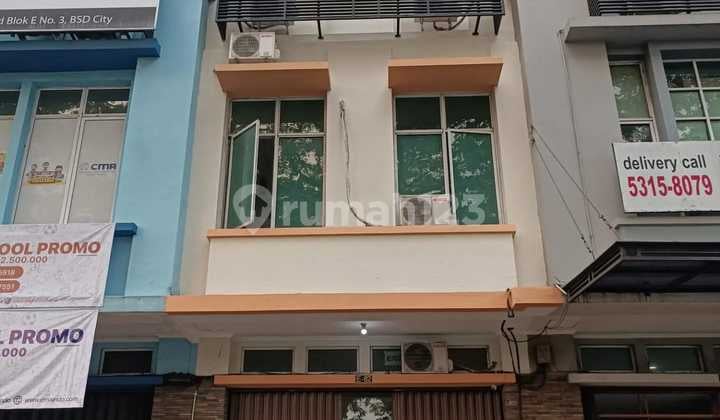 For Rent: Strategic 3-Storey Shop House (Ruko) Facing Boulevard Road, BSD City Toll Access.