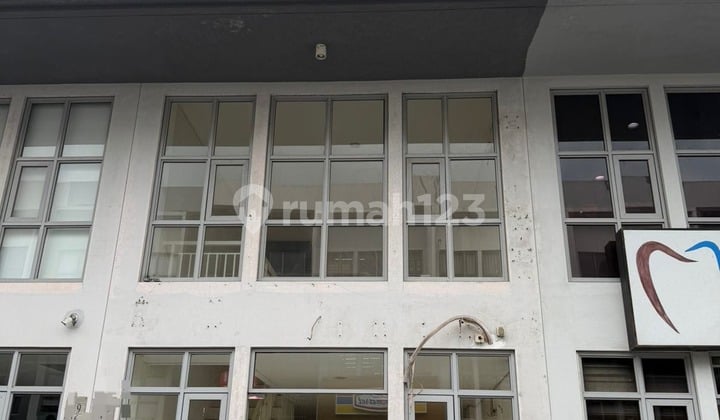 For Rent Ruko Piazza Mozia BSD. 3 Floors Strategic Location