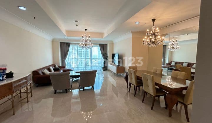 Apartment 3 BR Furnished Bagus Pakubuwono Residence Jakarta
