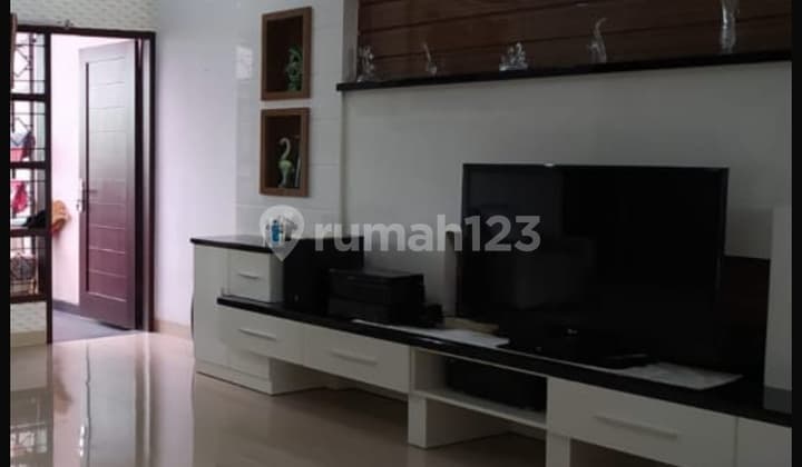Rumah 2 Lantai Siap Huni Di Casablanca Residance