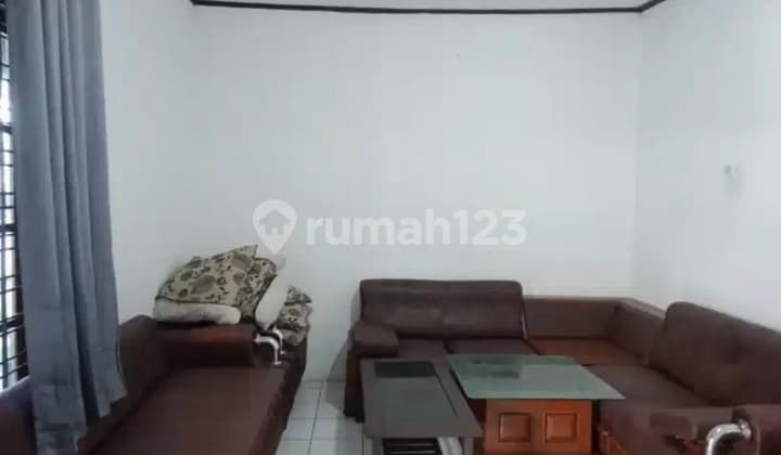 Dijual Rumah 2 Lantai Siap Huni