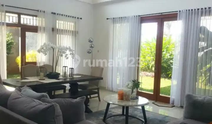 Rumah Siap Huni di Setiabudi Regency