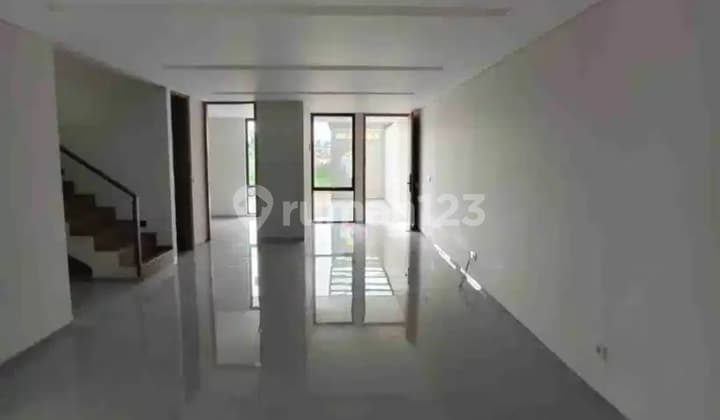 Rumah Mewah 2 Lantai Siap Huni Setra Duta
