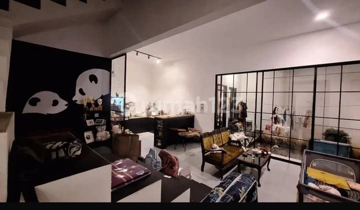 Rumah Minimalis Modern Siap Huni. Cocok Untuk Keluarga Kecil Di Cipageran