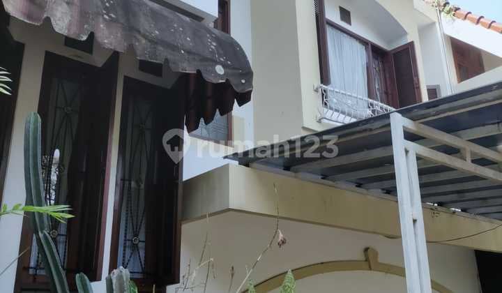 Rumah Bagus Full Furnished Premium Kawasan Elite Komplek Parahyangan Rumah Villa Prv Bandung Utara SHM