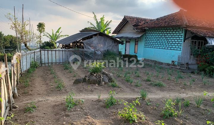 Tanah + Rumah Uk 9x9m Cisarua Bandung Lingkungam Asri