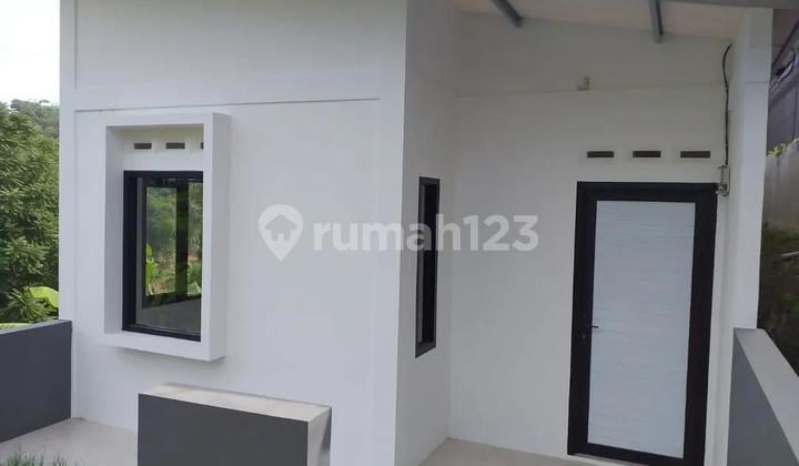 Rumah Baru Murah 1 Lantai di Dipalaya Ciwaruga Bandung SHM Cocok untuk Keluarga Kecil