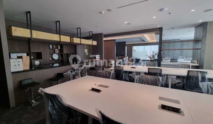 For Sale/For Rent Semi Furnished Office Space Eiffel Tower Gold Coast Office PIK