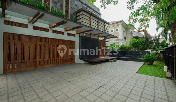 Dijual Luxurious House Taman Golf Lippo Karawaci (buyer Only)