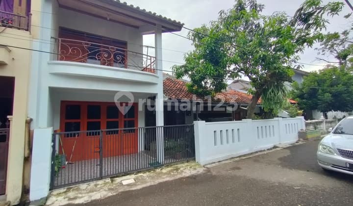 Dijual Cepat dan Murah!! Rumah Tengah Kota
