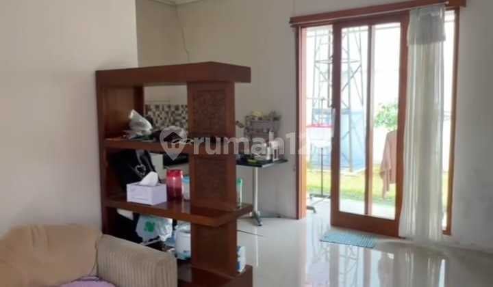 Disewakan Rumah Hoek Minimalis Siap Huni Sejuk dan Nyaman