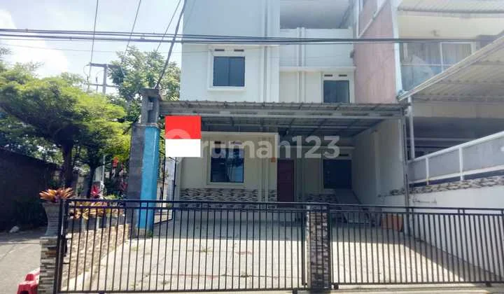 For Rent Minimalist House in a Strategic Location