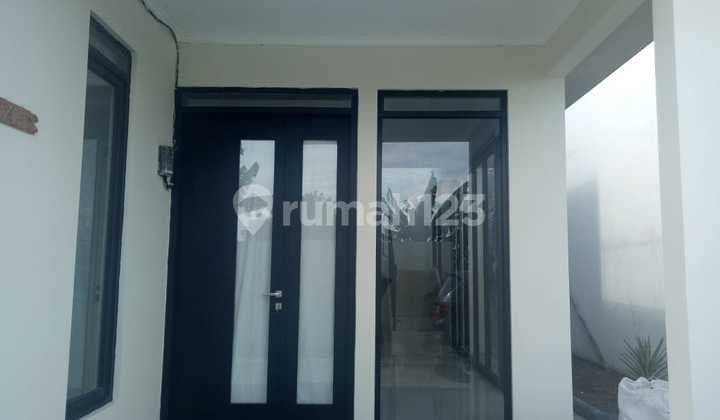 Disewakan Rumah Dgn Halaman Luas, Siap Huni, Lokasi Sejuk Dekat Pondok Hijau - Setiabudi