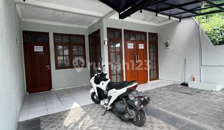 Dijual/ Disewakan Rumah Siap Huni Dalam Komplek Sarijadi Bandung