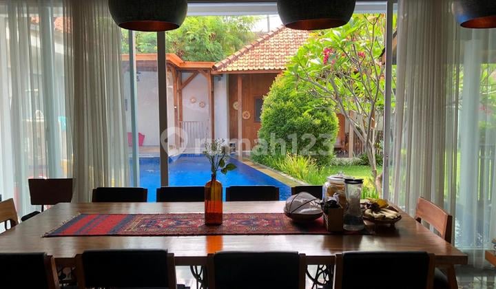 Rumah Mewah Fully Furnished Dijual & Disewakan