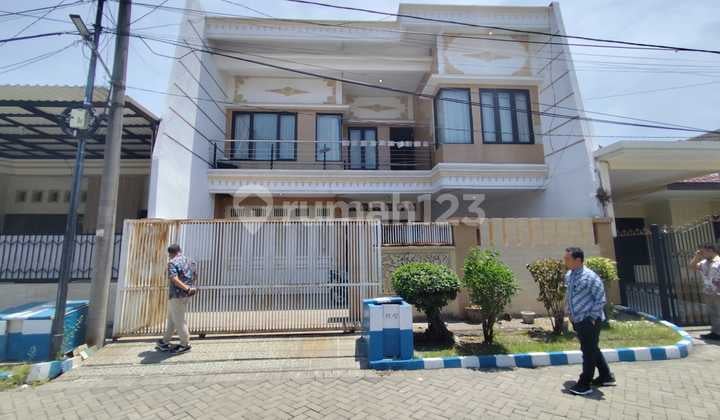 Rumah di Jual Via Lelang di Pondok Tjandra Sidoarjo
