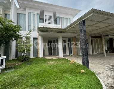 Rumah Disewakan Di Lariz Ville Pakuwon Surabaya-
