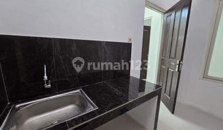 Strategic House for Sale Cheap in Griya Amerta Medayu Housing, Surabaya