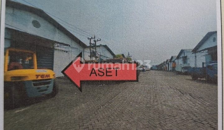 Good Warehouse for Sale via Auction at Pergudangan Margomulyo Surabaya