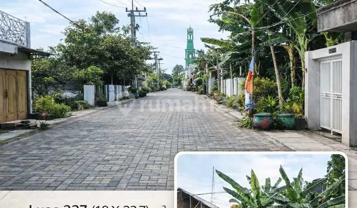 Near Pakuwon Mall PTC!! Strategic Land Parcel, Size 237 M2, Best Price