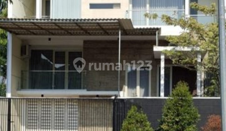 Rumah Cantik Full Furnish Citraland Surabaya Barat Lokasi Strategis Didepan