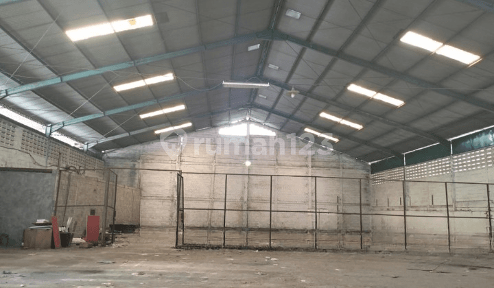 DIJUAL GEDUNG & GUDANG DI NOL JALAN RAYA TANDES (d/h Jl. Tanjungsari ) SURABAYA