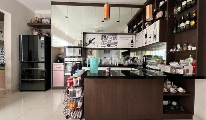 Dijual Murah Rumah 2 lt di The Eminent Cluster Vivacia BSD Tangerang