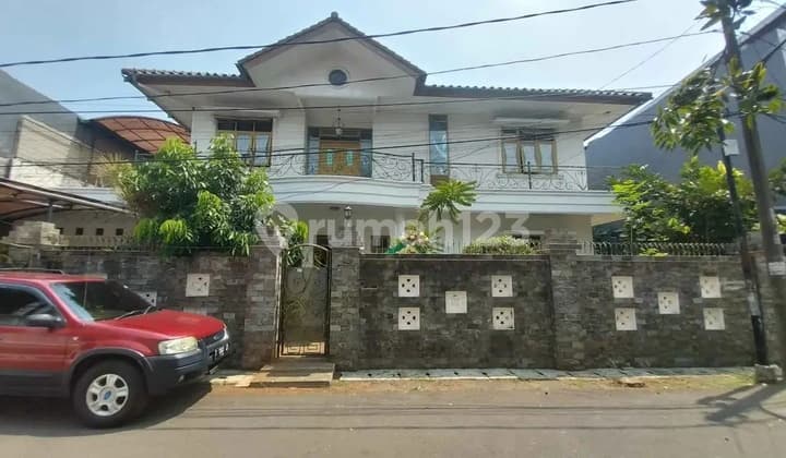 Untng Beli Rumah Mewah Murah Siap Huni di Komp Elit Pondok Kelapa