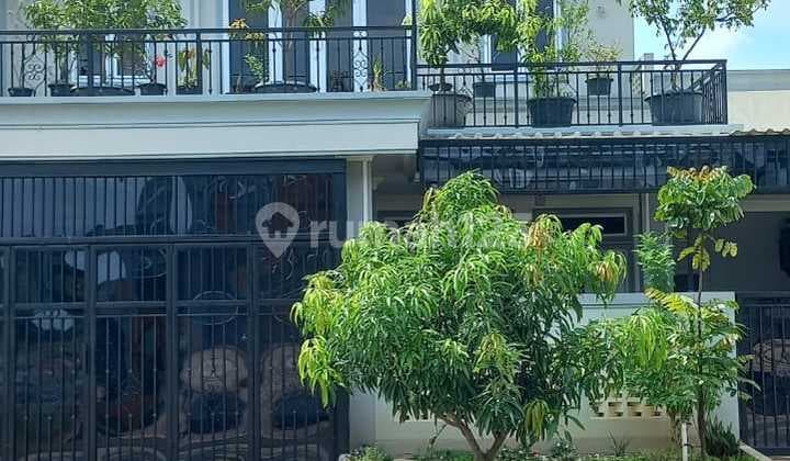 Rumah Besar Memiliki Kamar Banyak Serta Taman Sehingga Suasana Sejuk Dan Tentram Cocok Untuk Anda