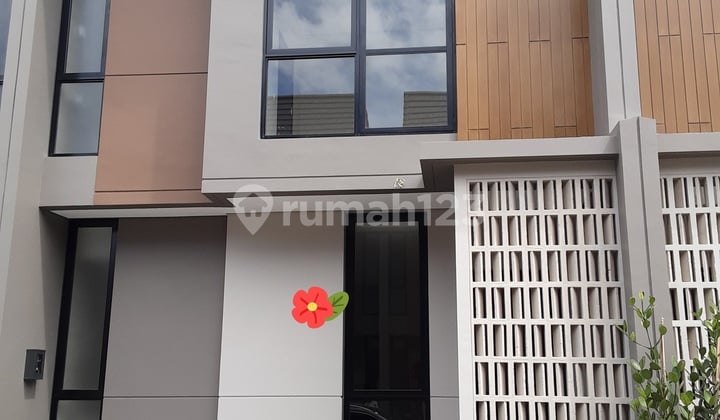 Rumah Baru Serah Terima di Cluster Viola Sumaecon Crown Gading