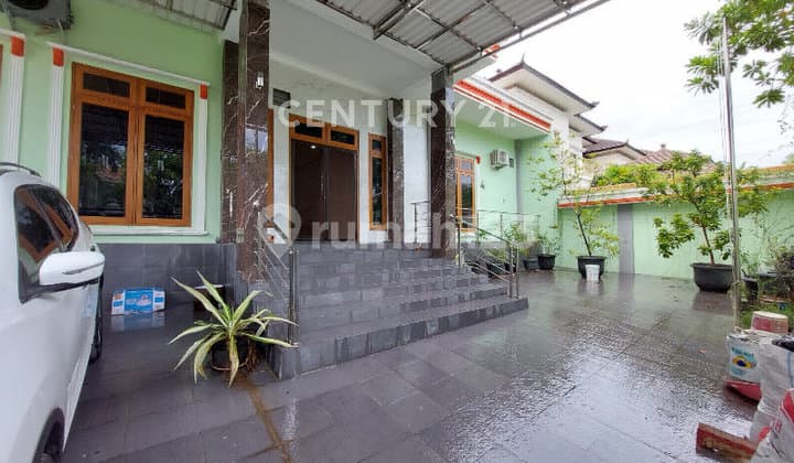 Rumah Mewah 2 Lt Private Pool SM Furnished Karang Tengah S9259