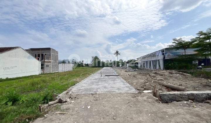 8 Menit Titik Nol Yogyakarta Tanah di Banyuraden untuk Tempat Usaha