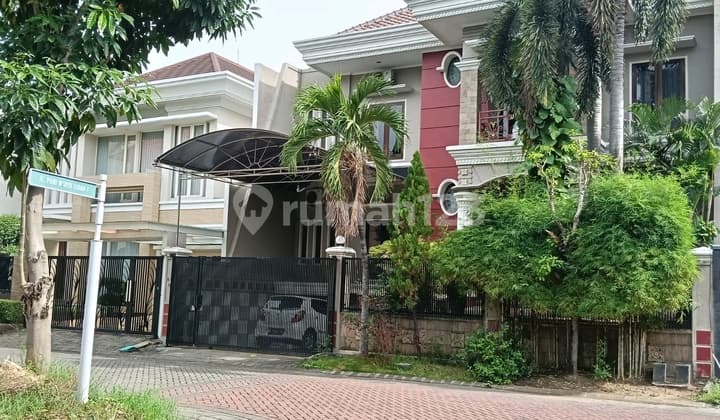 Puri Widya Kencana: Rumah Furnished Mewah Surabaya