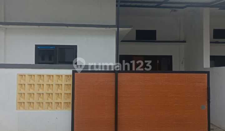 Take Over Cheap Ready-to-Live House Installments of 2 Million in Sawangan