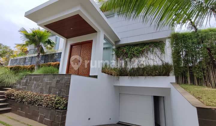 Dijual Rumah Mewah Siap Huni SHM di Pondok Indah
