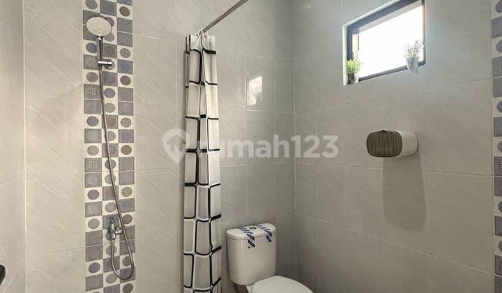 Dijual Cepat Rumah 2 Lantai + 2 kontrakan Aktif, Full Furnish Jagakarsa